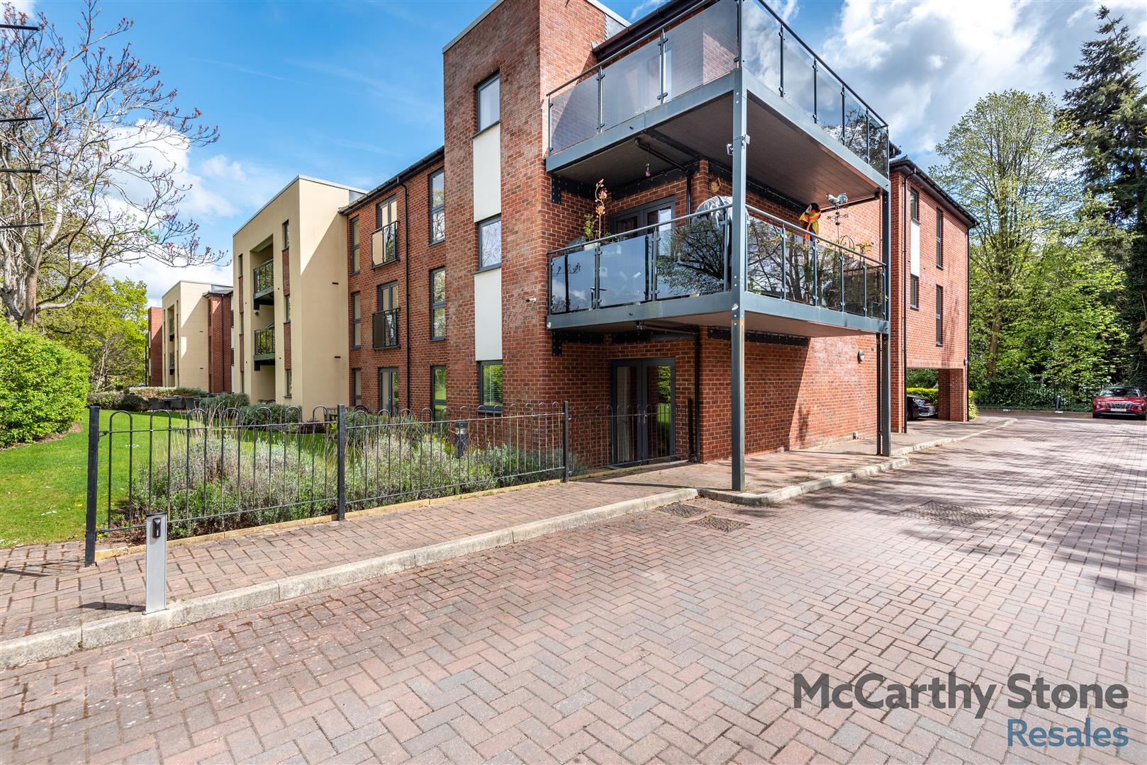 Thorneycroft, Wood Road, Tettenhall, WV6 8PR