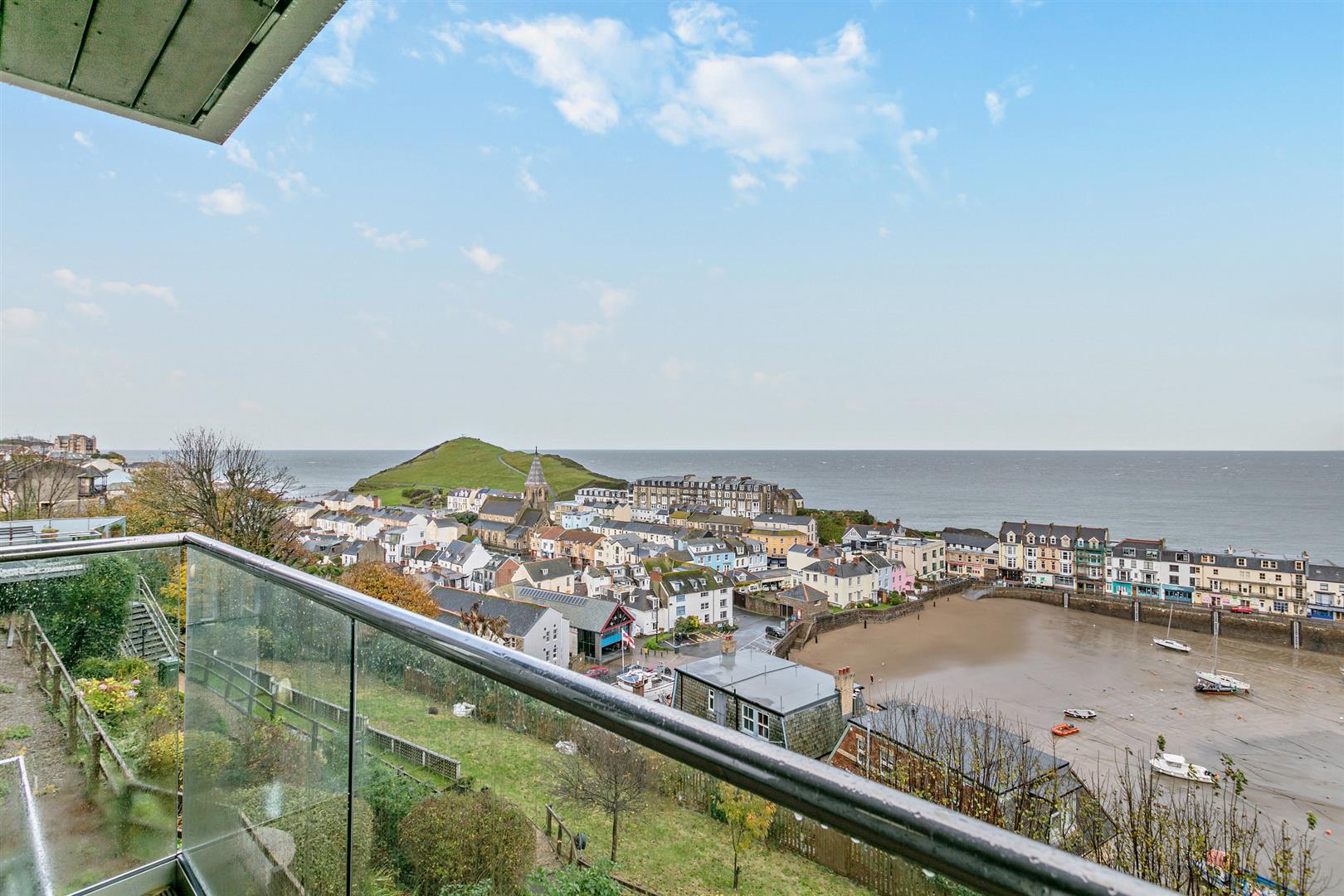 11 Lantern Court, Hillsborough Road, Ilfracombe