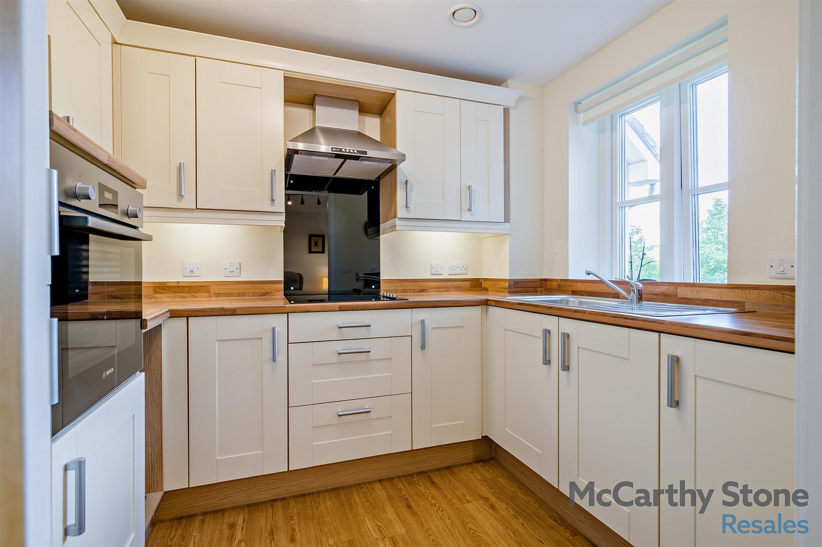 Barnhill Court, Barnhill Road, Chipping Sodbury, Bristol