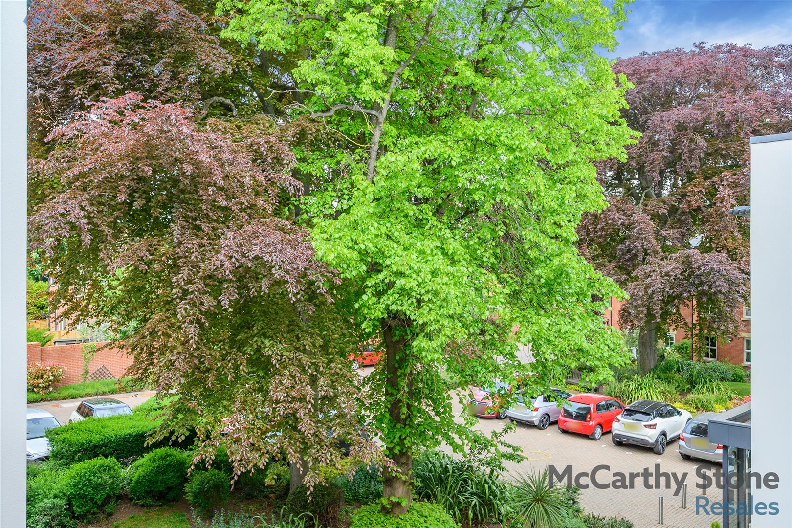Southbank Road, Kenilworth