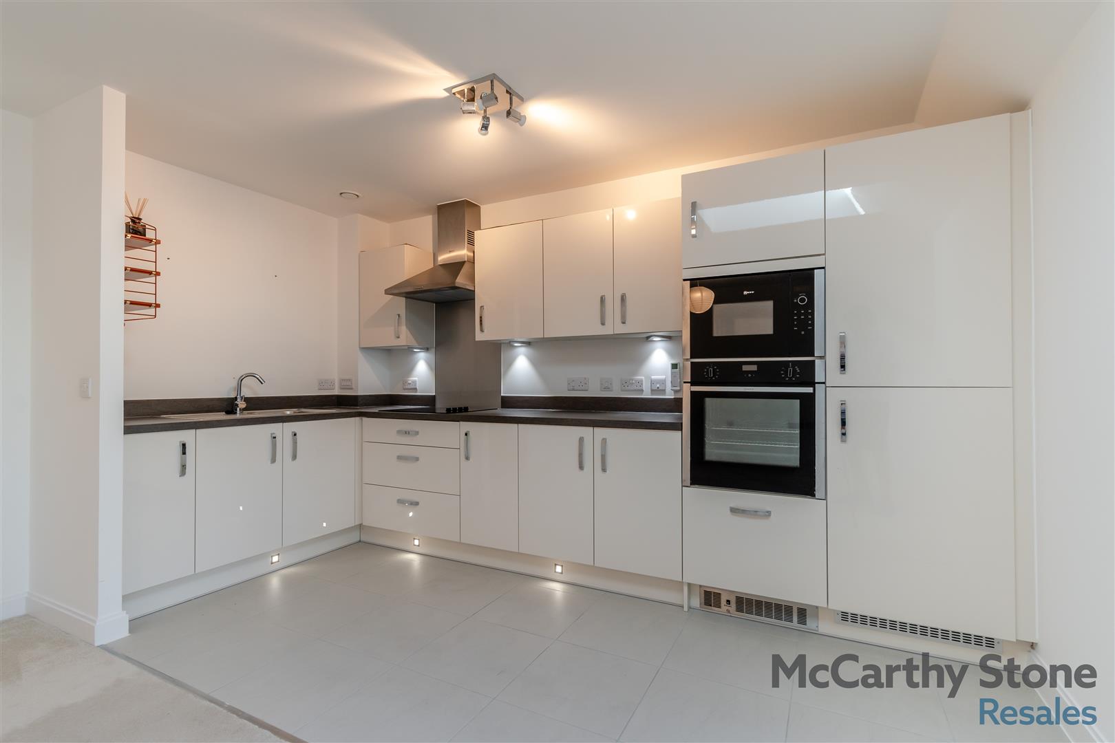 2a Addington Road, Sanderstead