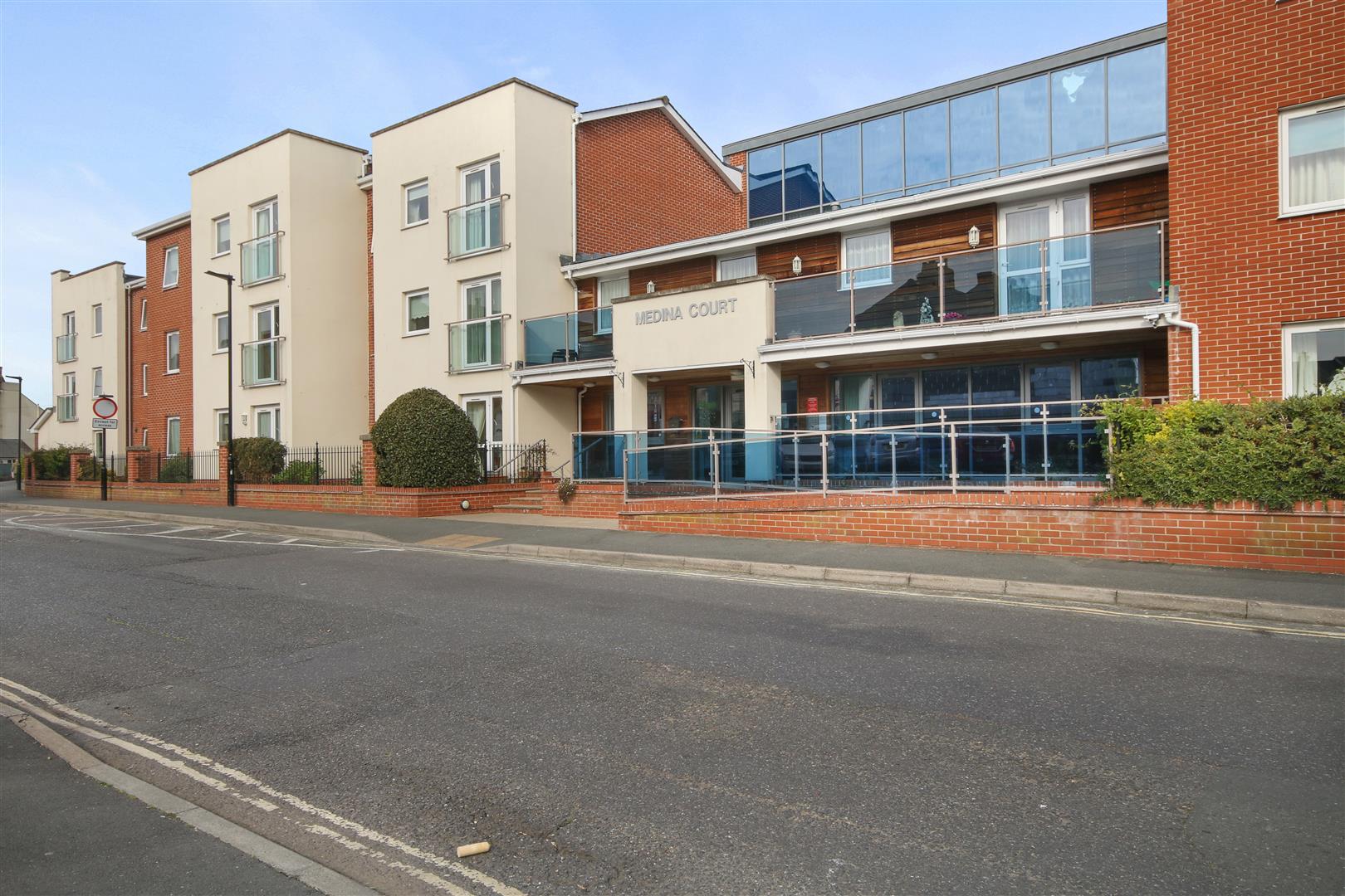 3 Medina Court, Old Westminster Lane, Newport, Isle of Wight, PO30 5PW