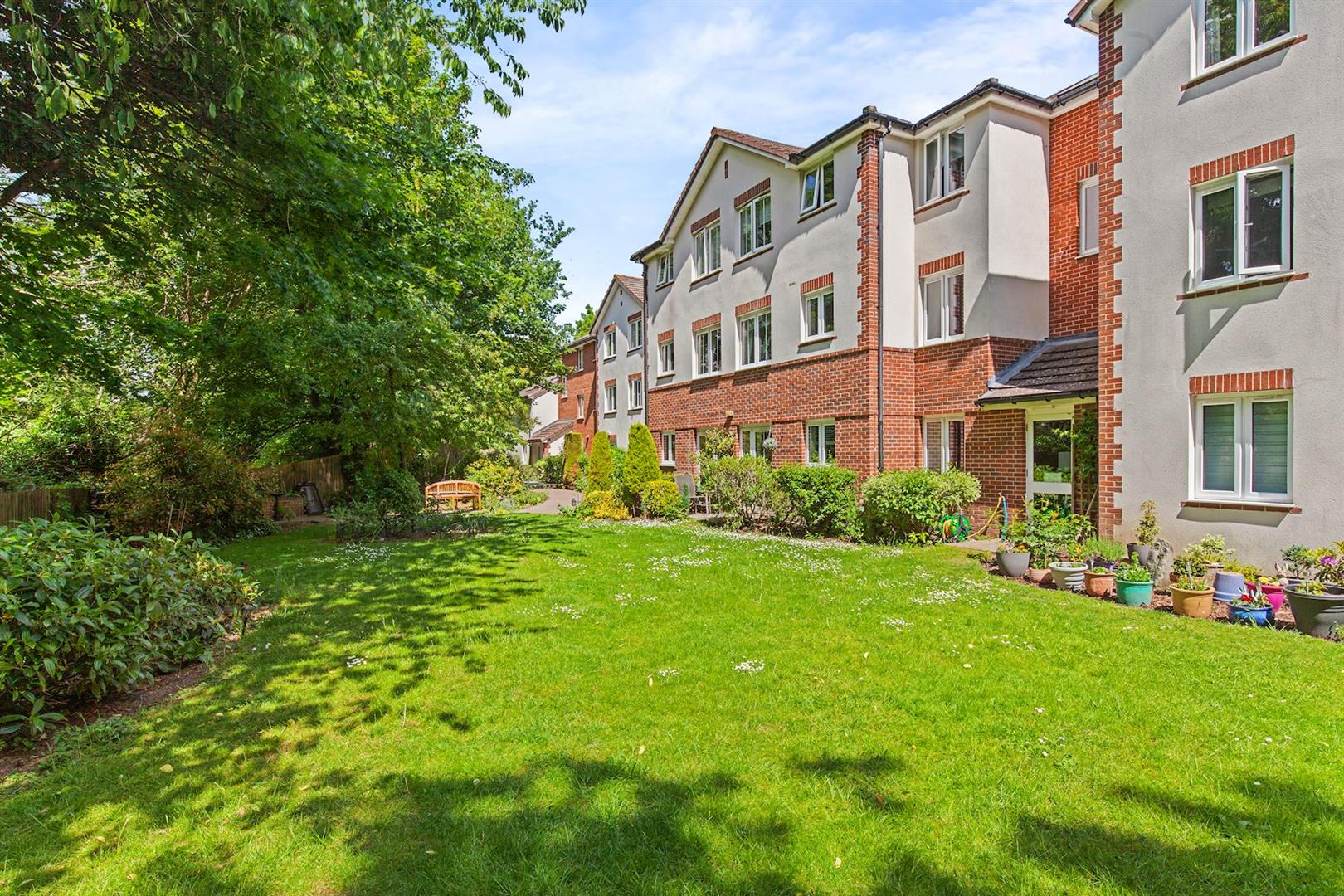 Sanders Court, Junction Road, Warley, Brentwood, Essex, CM14 5FG