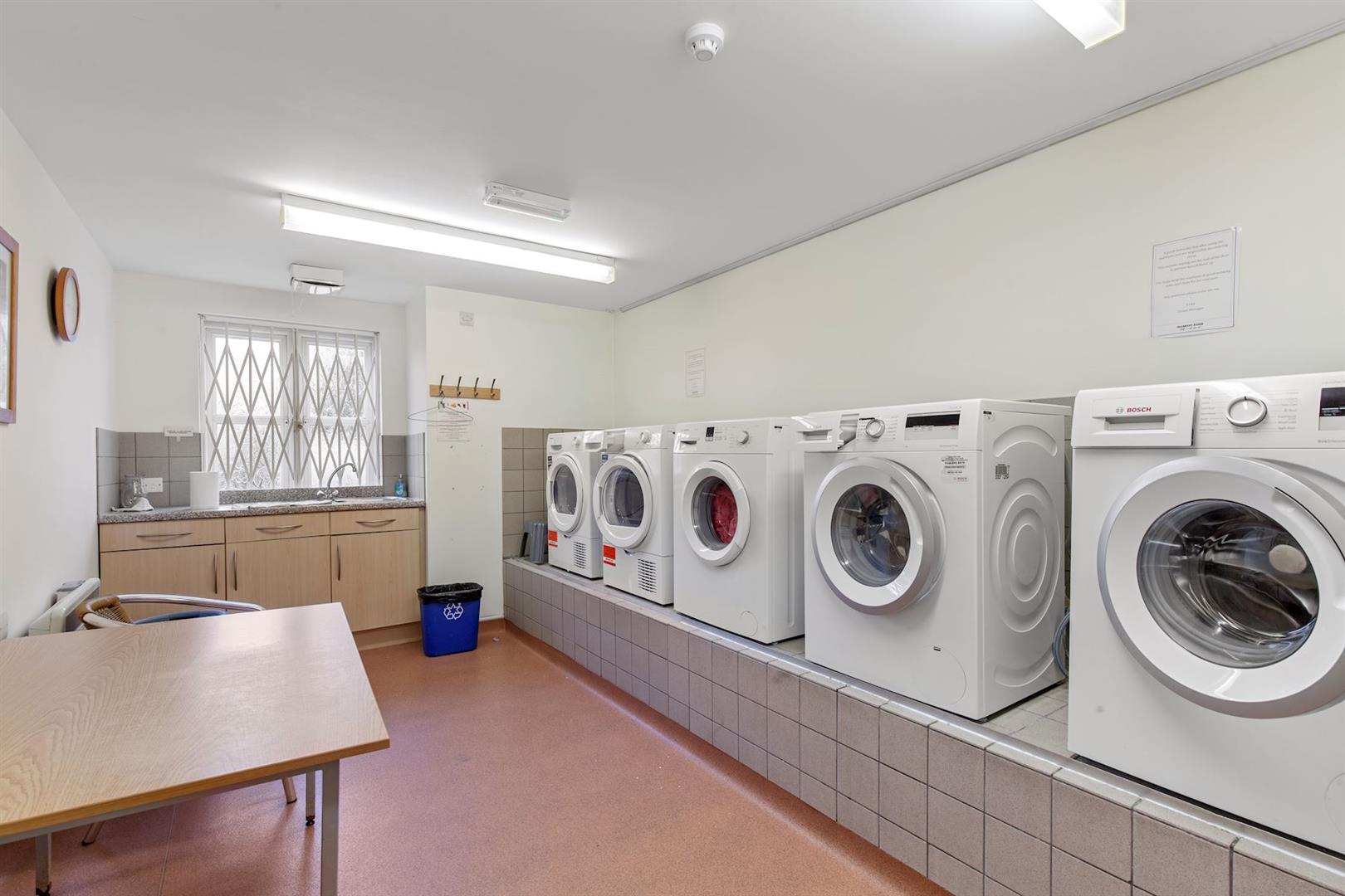 Sanders Court, Junction Road, Warley, Brentwood, Essex, CM14 5FG