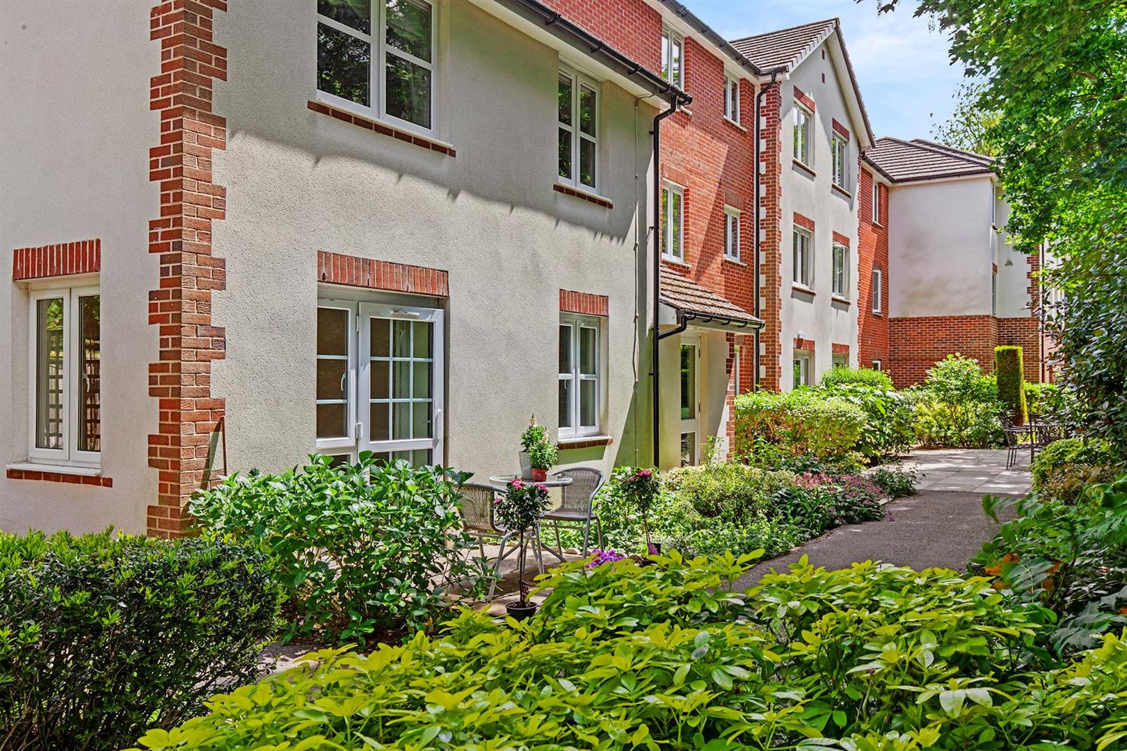 Sanders Court, Junction Road, Warley, Brentwood, Essex, CM14 5FG