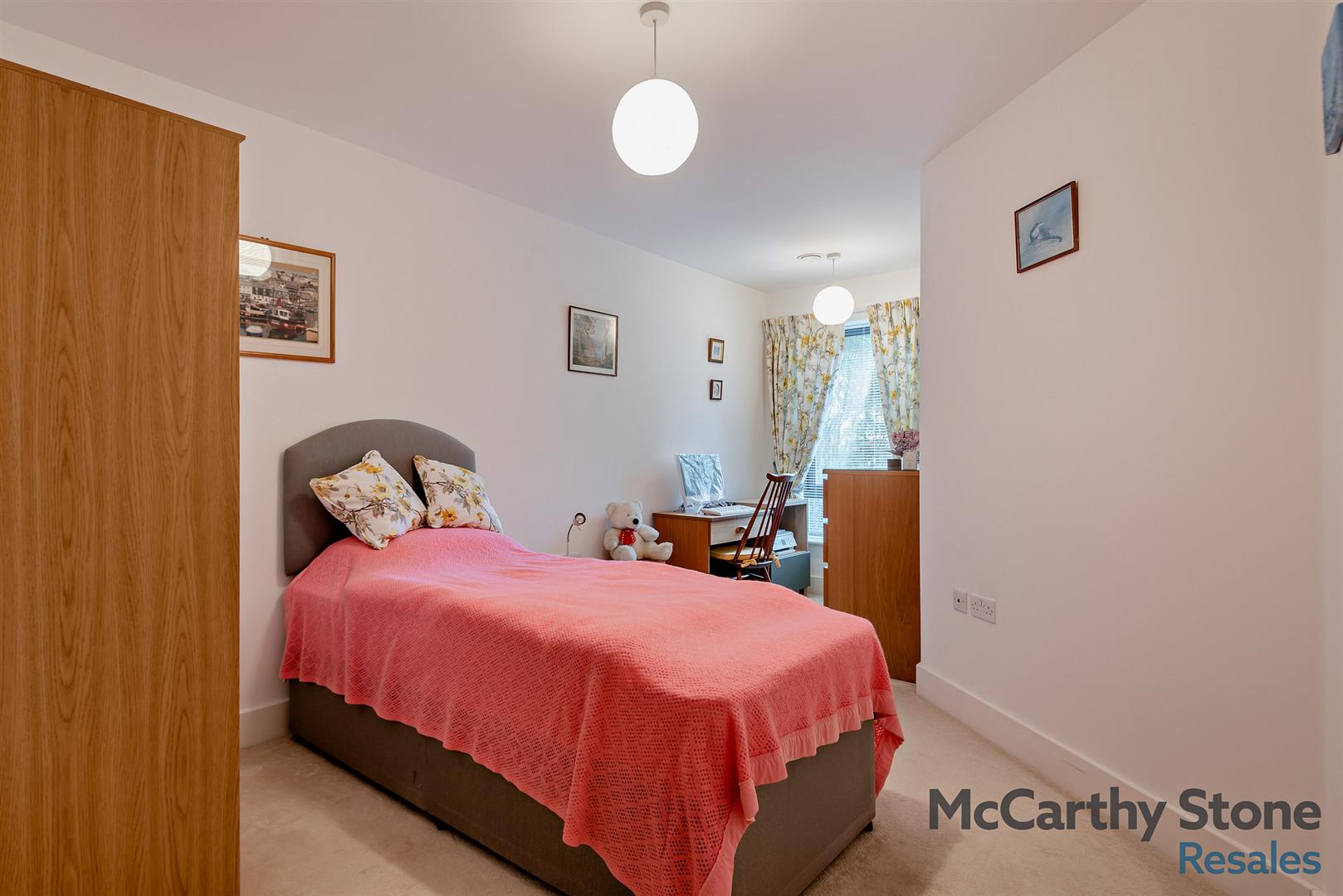 Turner House, St. Margarets Way Midhurst, GU29 9FU