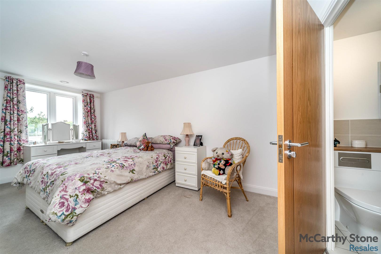 Miller Place, High View, Bedford, MK41 8EZ