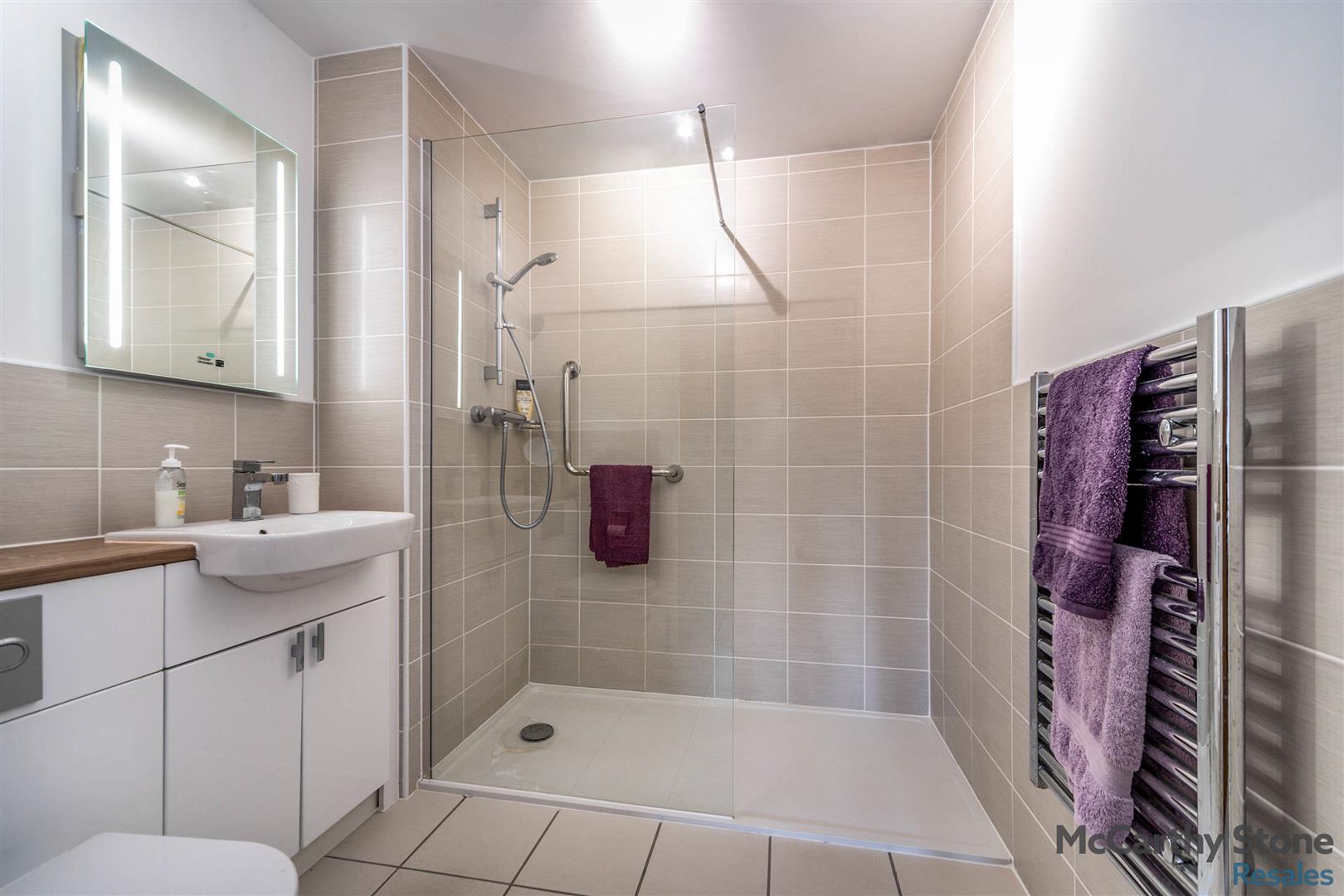 Miller Place, High View, Bedford, MK41 8EZ