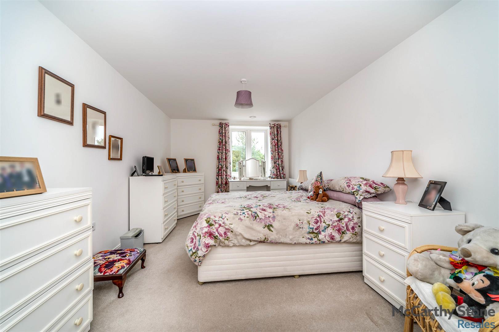 Miller Place, High View, Bedford, MK41 8EZ