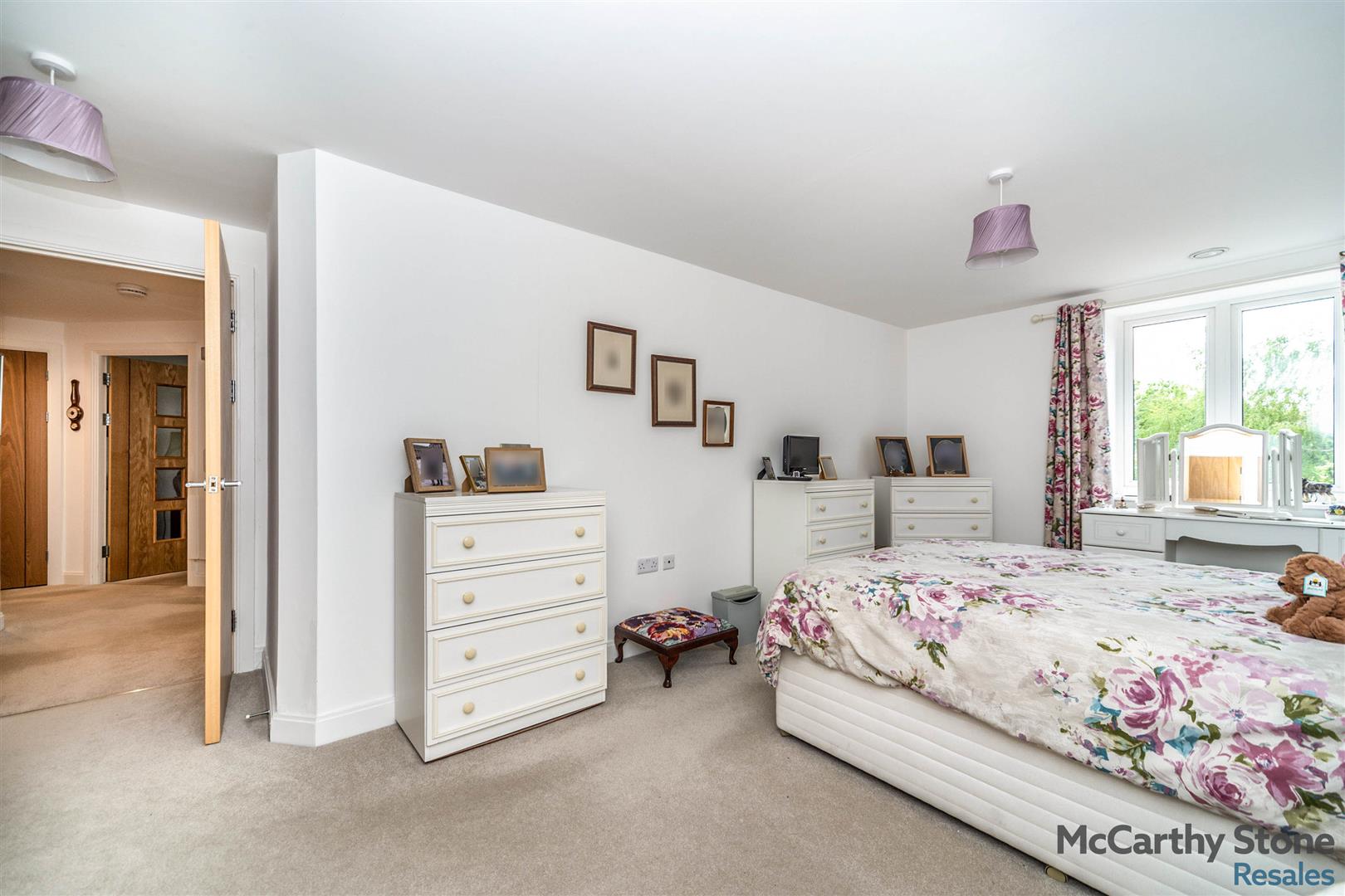 Miller Place, High View, Bedford, MK41 8EZ