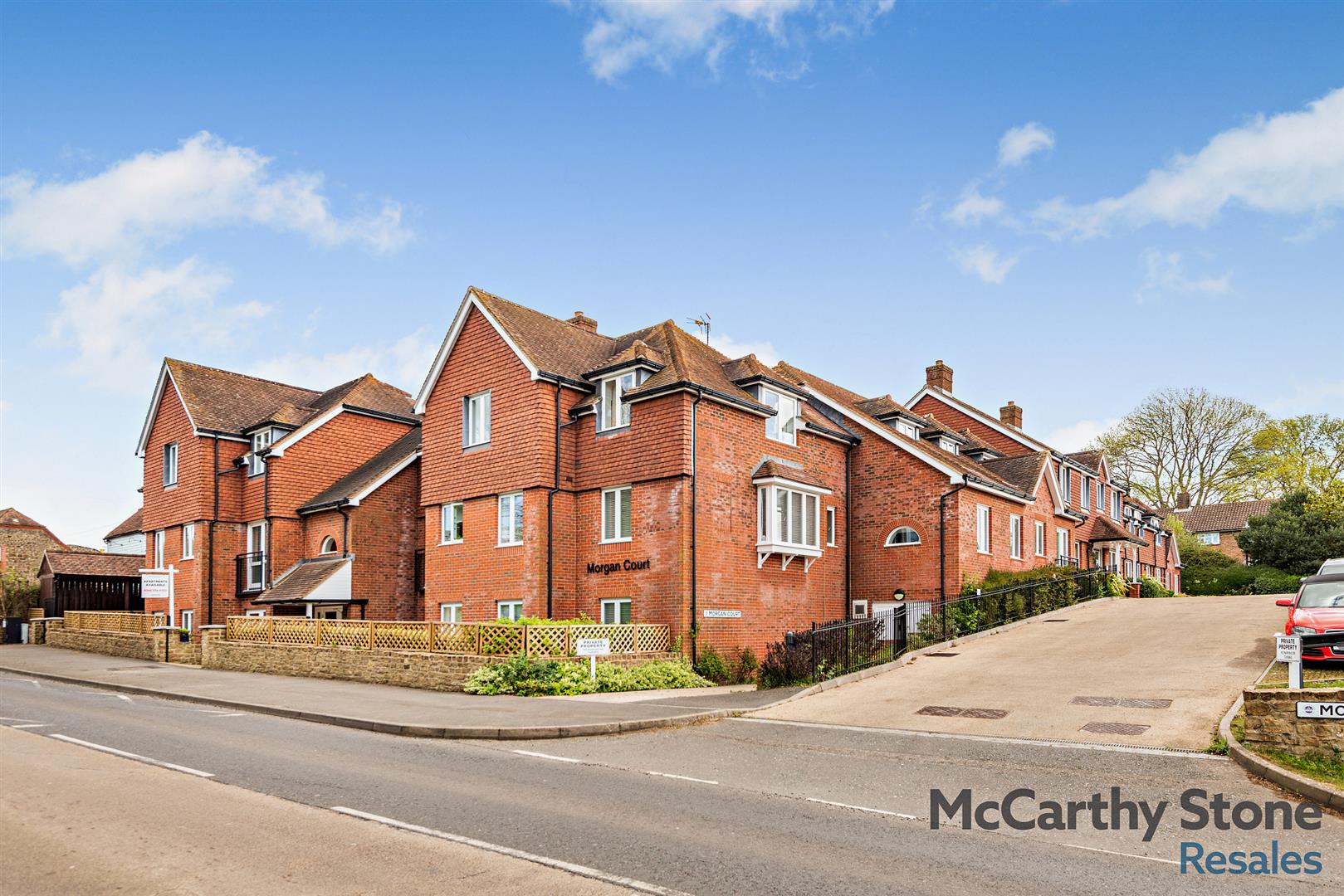 Morgan Court, Station Road, Petworth, GU28 0FE