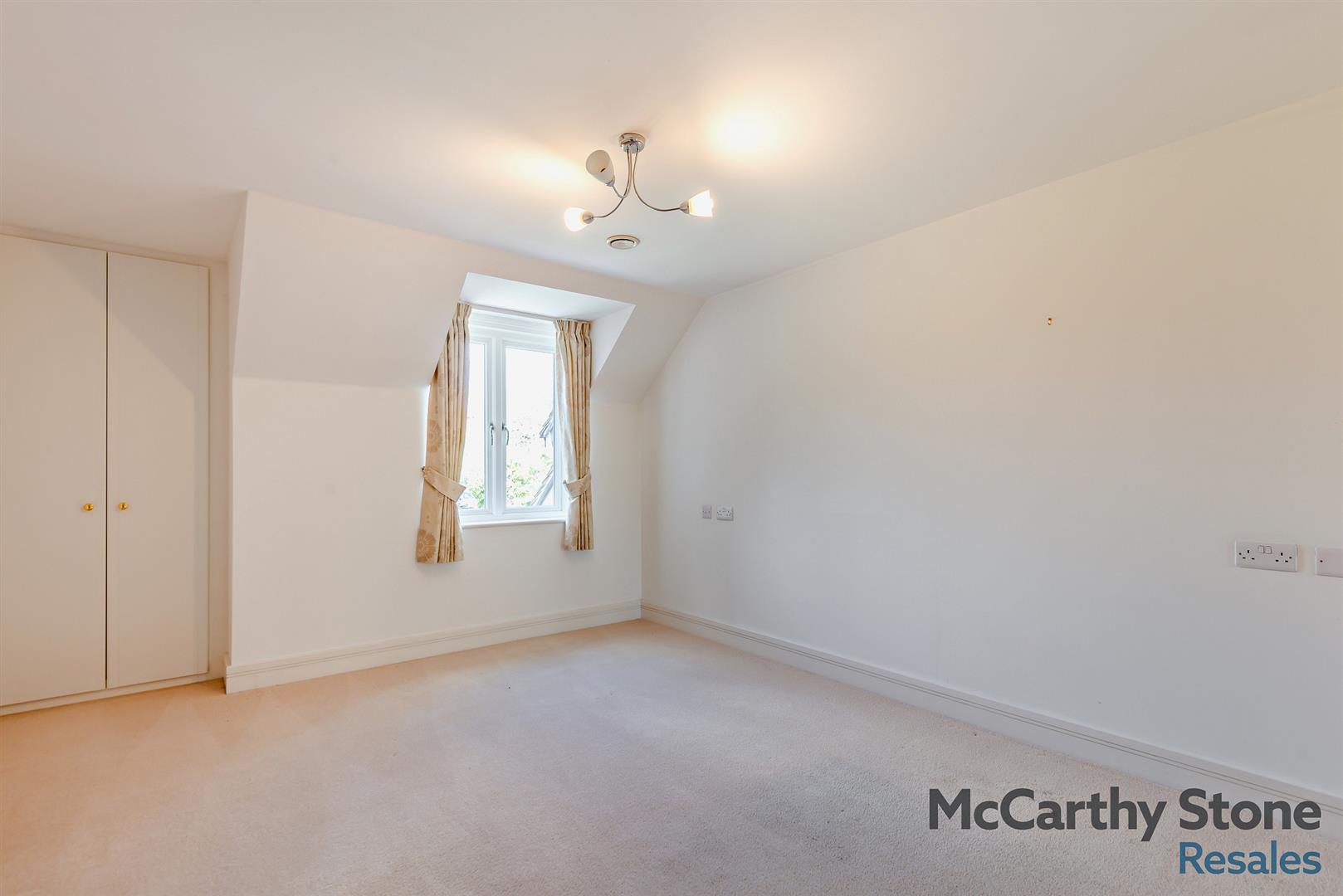Morgan Court, Station Road, Petworth, GU28 0FE