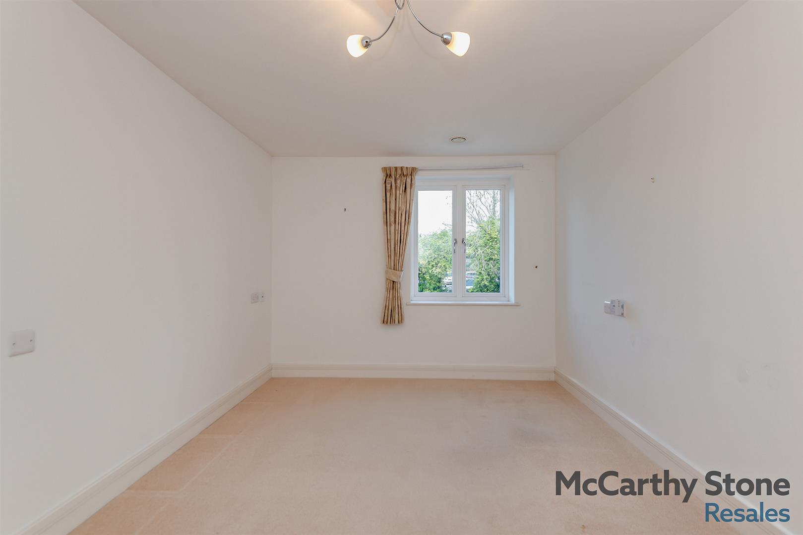 Morgan Court, Station Road, Petworth, GU28 0FE