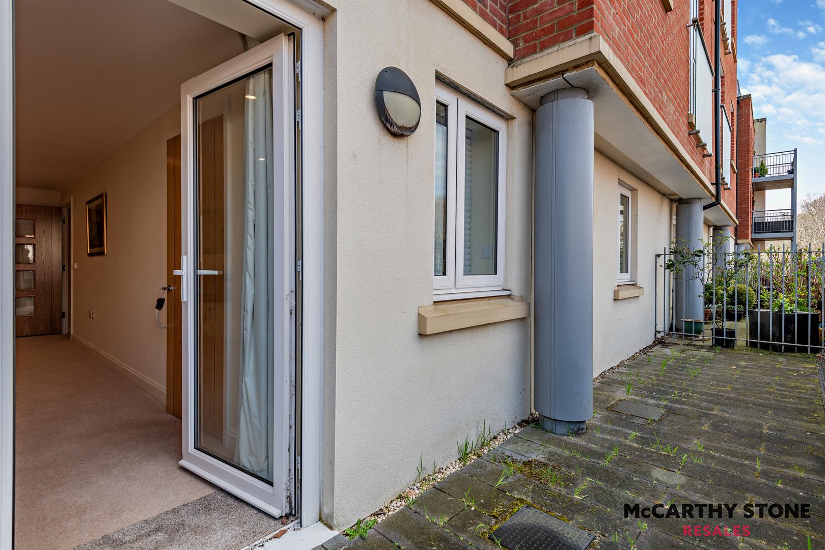 Macaulay Road, Broadstone, Dorset, BH18 8AR