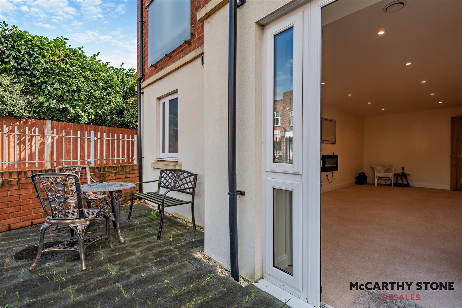 Macaulay Road, Broadstone, Dorset, BH18 8AR
