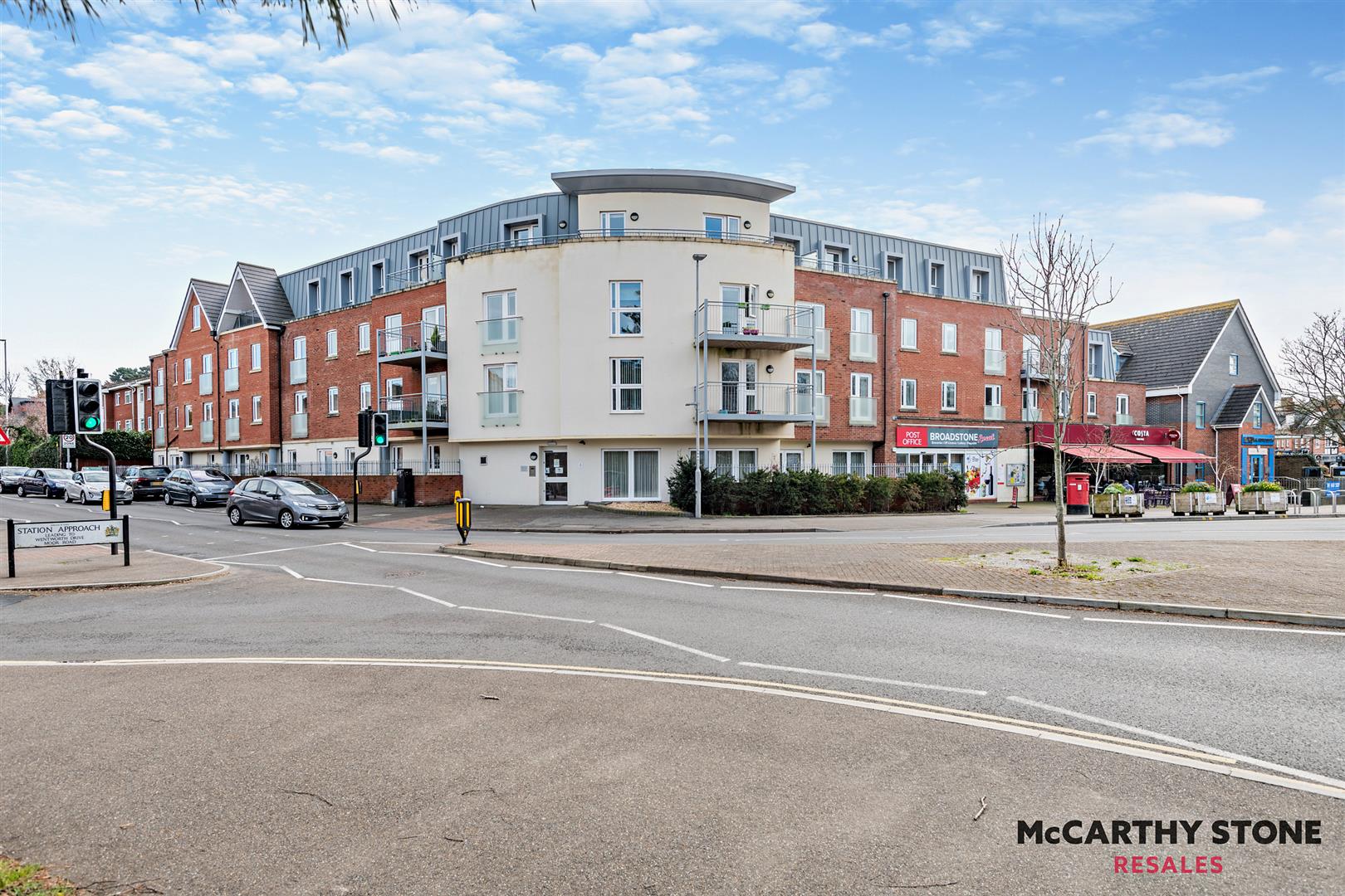 Macaulay Road, Broadstone, Dorset, BH18 8AR