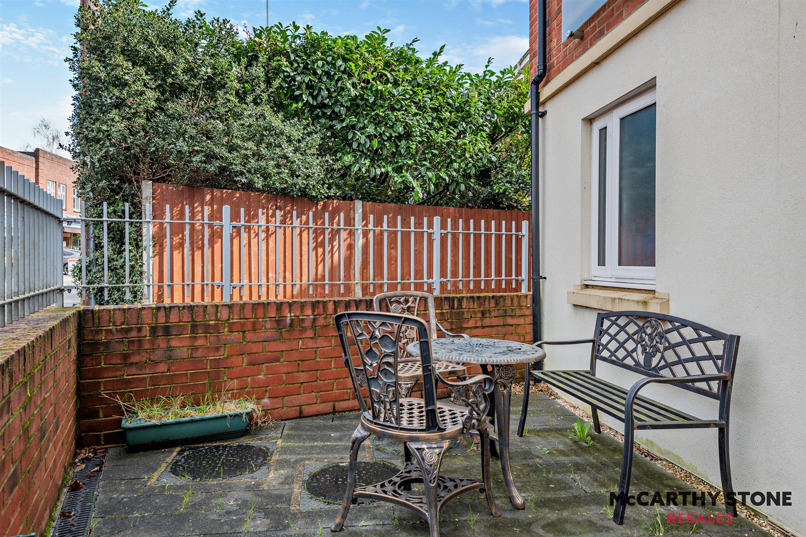 Macaulay Road, Broadstone, Dorset, BH18 8AR