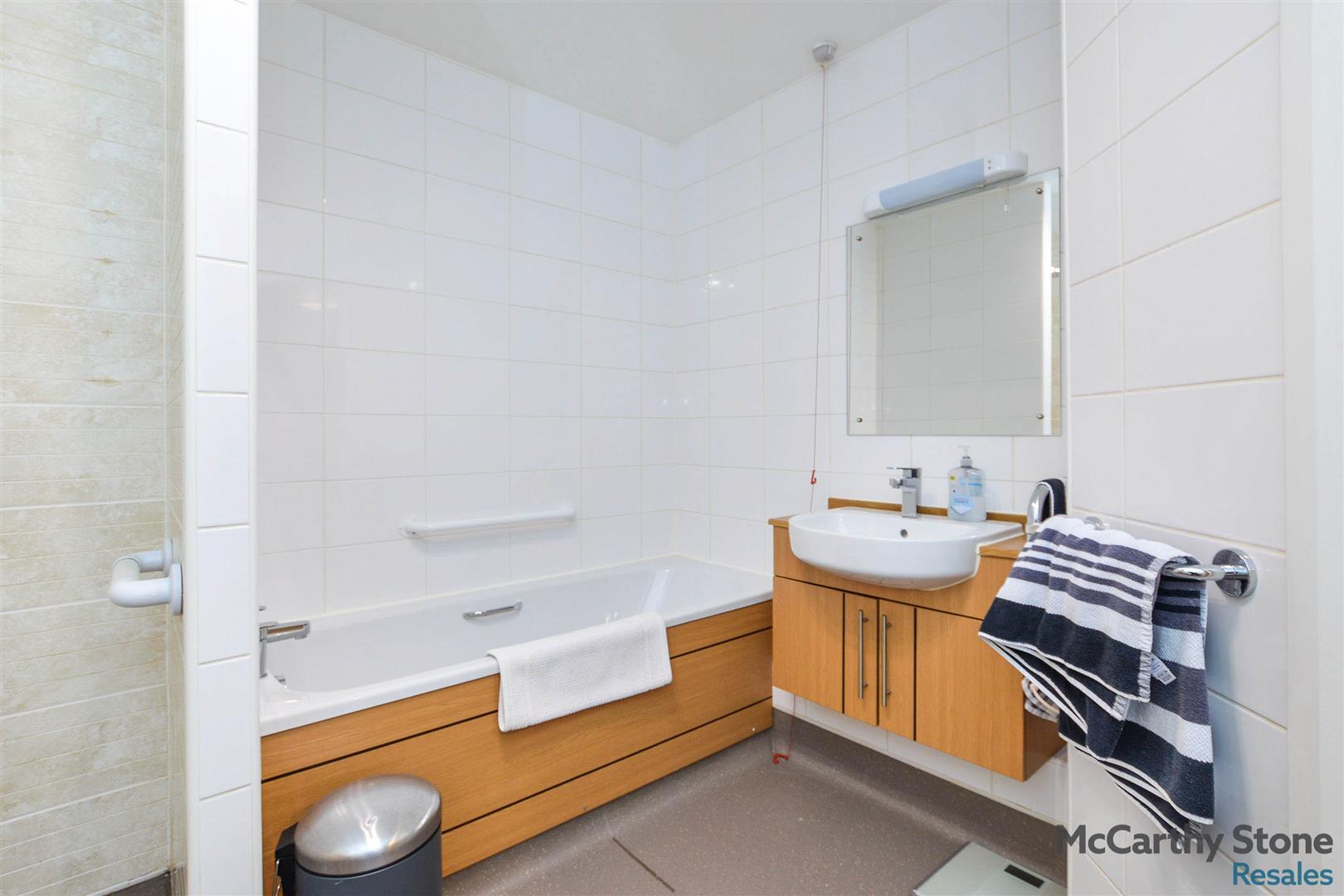 Lyle Court, Barnton Grove, Edinburgh