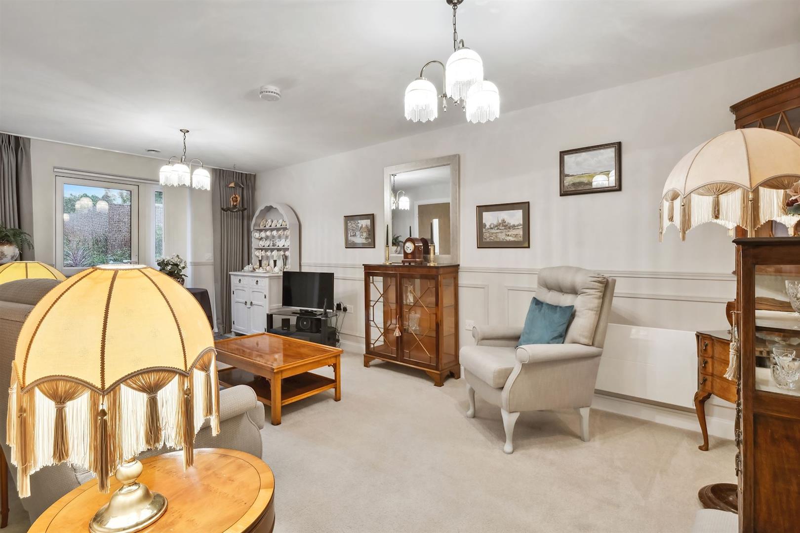Outwood Lane, Chipstead, Coulsdon
