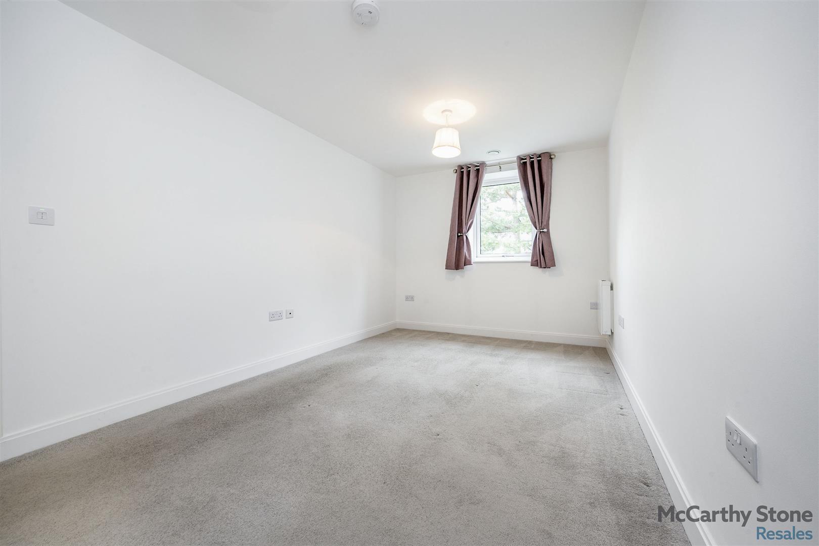 Hindhead Knoll, Walnut Tree, Milton Keynes