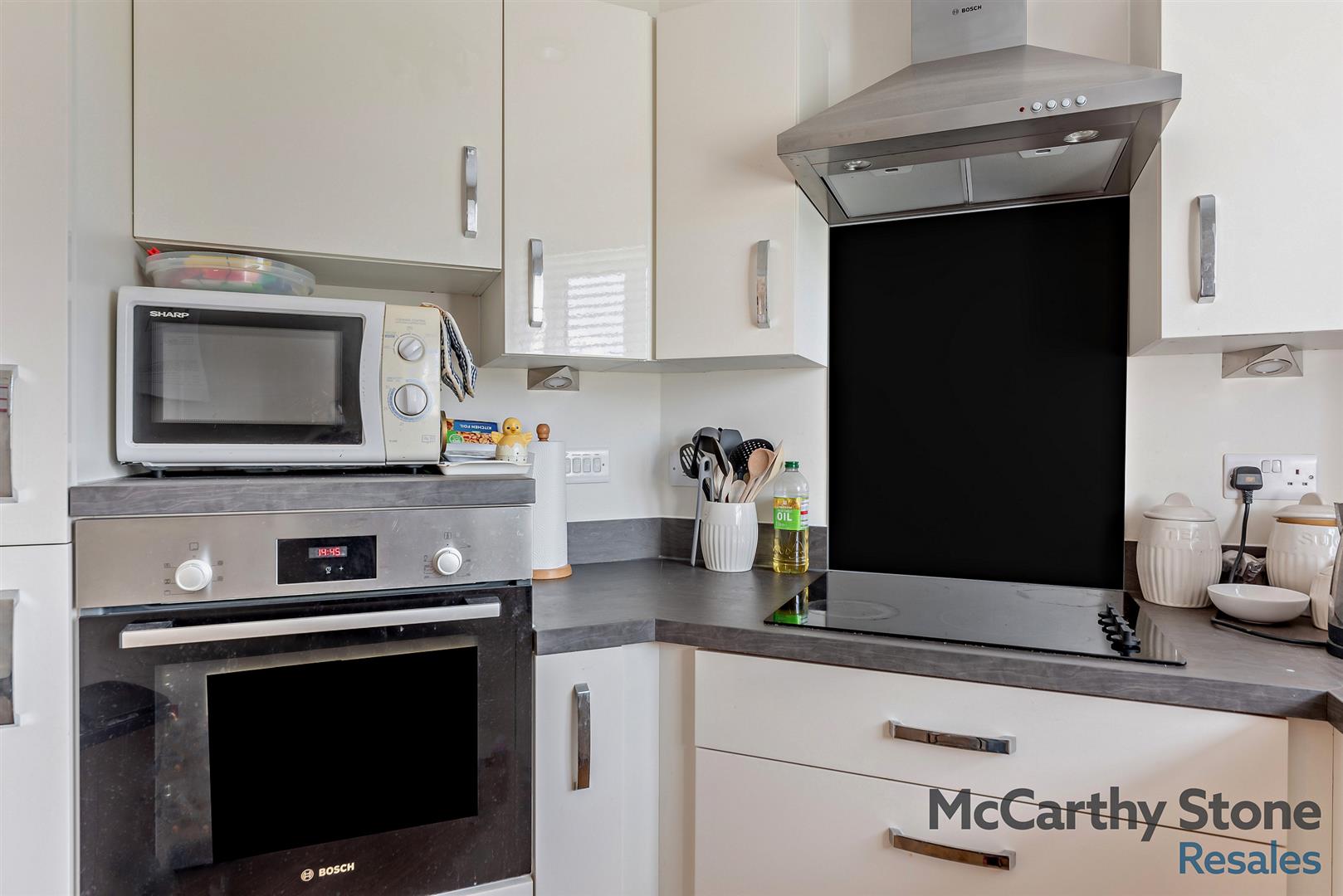 Island View, Basingstoke, RG23 7GU