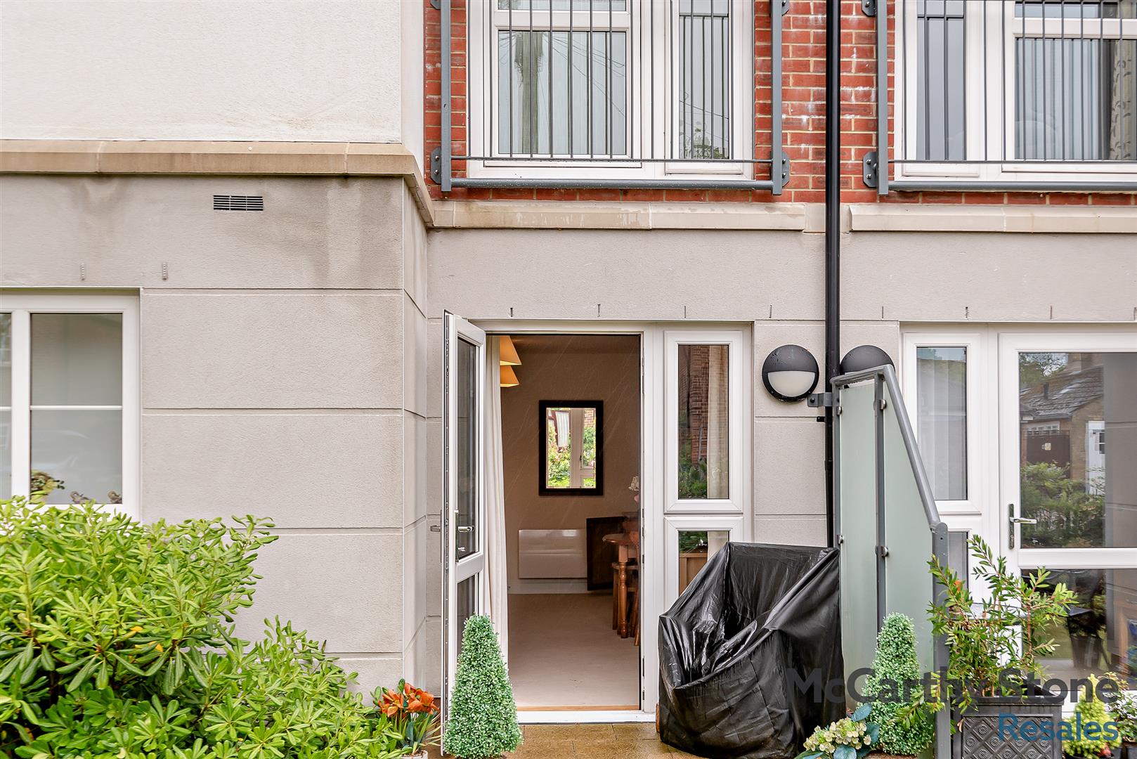 8 Hampton Place, Hampton Close, Southampton SO15 5QR