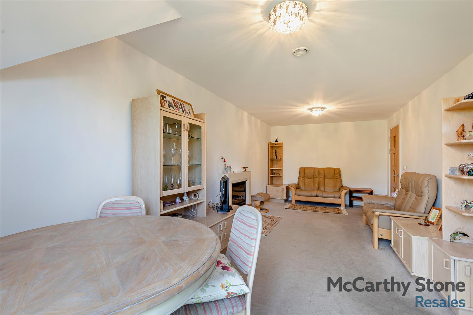 Le Jardin, Station Road, Letchworth Garden City, SG6 3BA