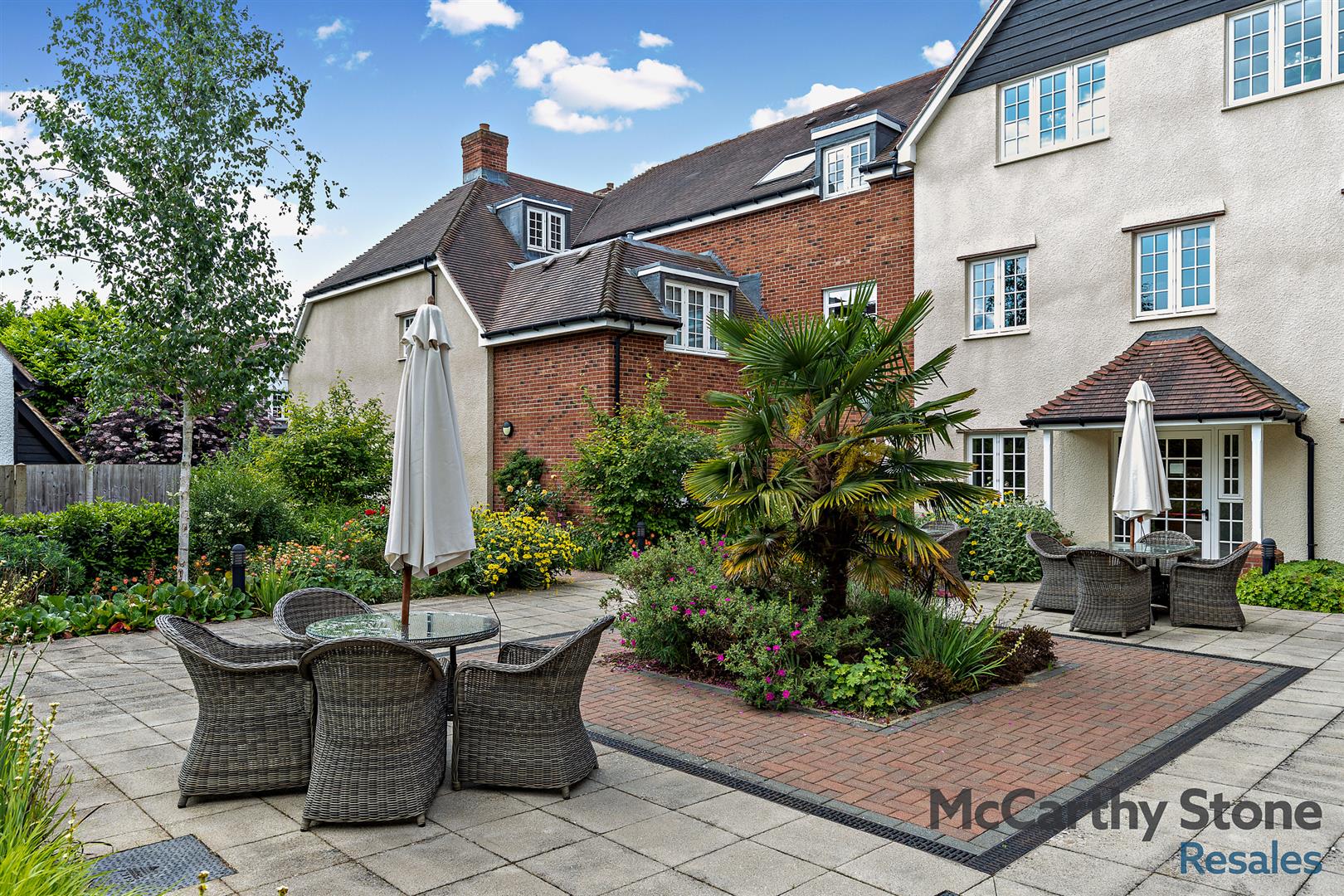 Le Jardin, Station Road, Letchworth Garden City, SG6 3BA