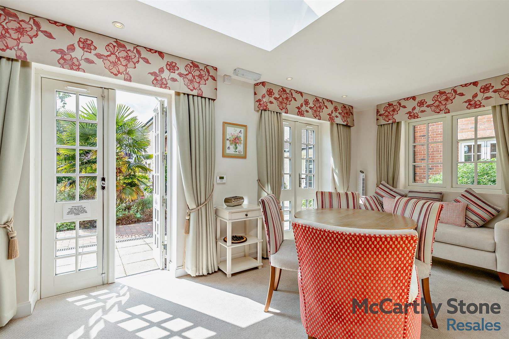 Le Jardin, Station Road, Letchworth Garden City, SG6 3BA