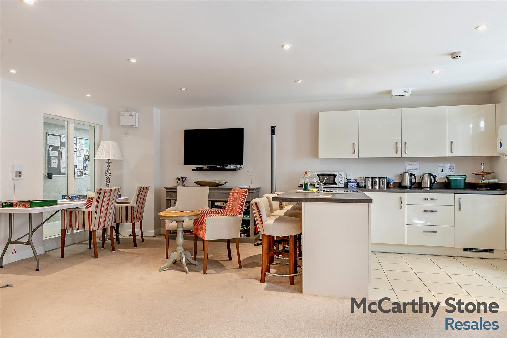 Le Jardin, Station Road, Letchworth Garden City, SG6 3BA
