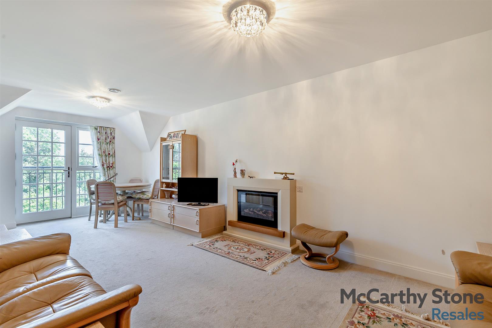 Le Jardin, Station Road, Letchworth Garden City, SG6 3BA