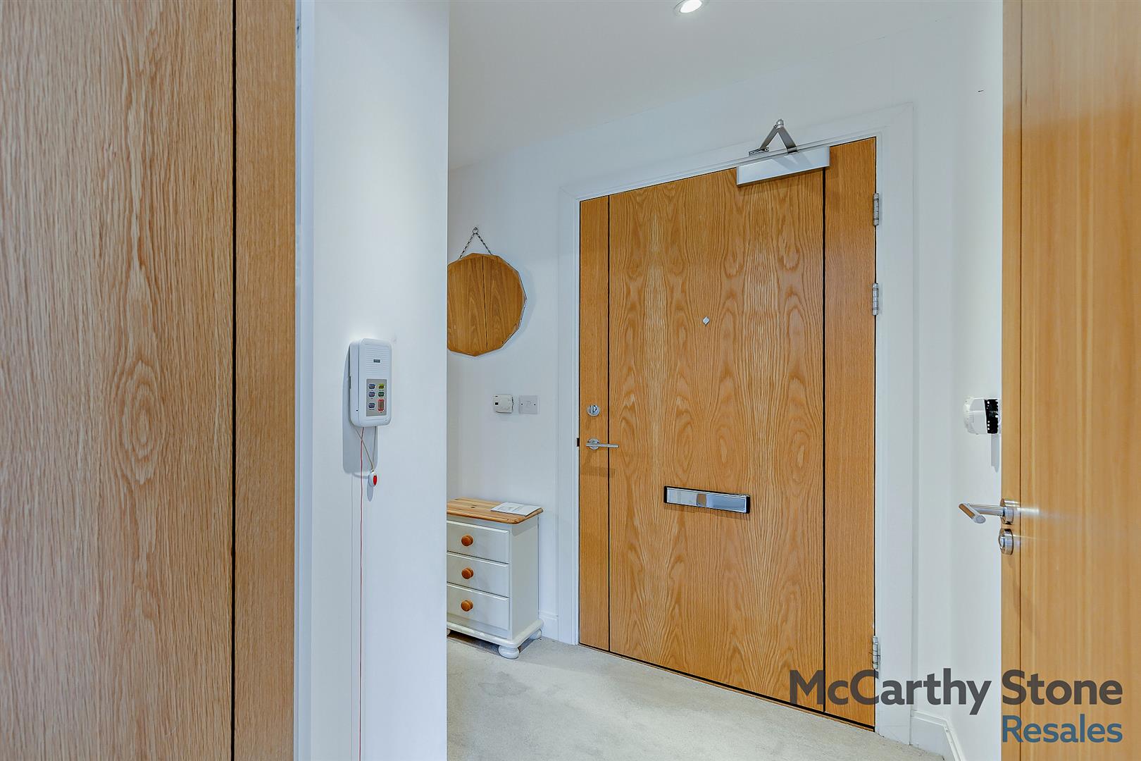 Le Jardin, Station Road, Letchworth Garden City, SG6 3BA
