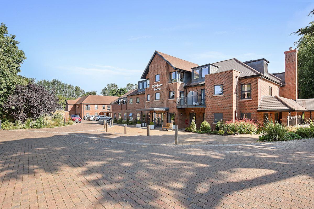 Elizabeth House, St. Giles Mews, Stony Stratford, Milton Keynes, MK11 1HT