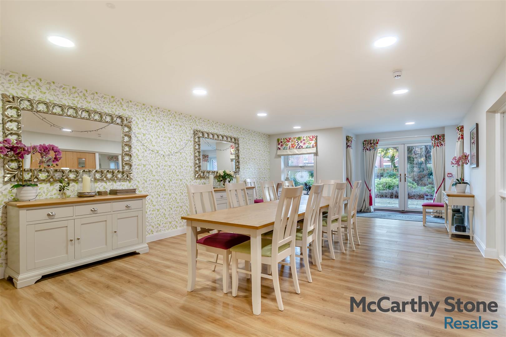 Elizabeth House, St. Giles Mews, Stony Stratford, Milton Keynes, MK11 1HT