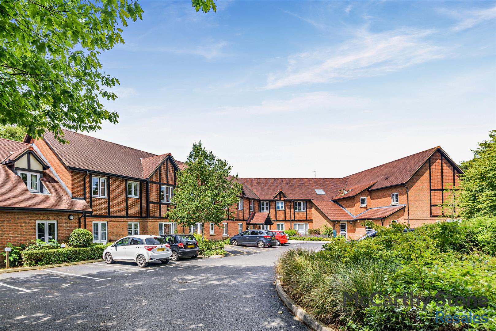 Foxmead Court, Meadowside, Storrington, Pulborough
