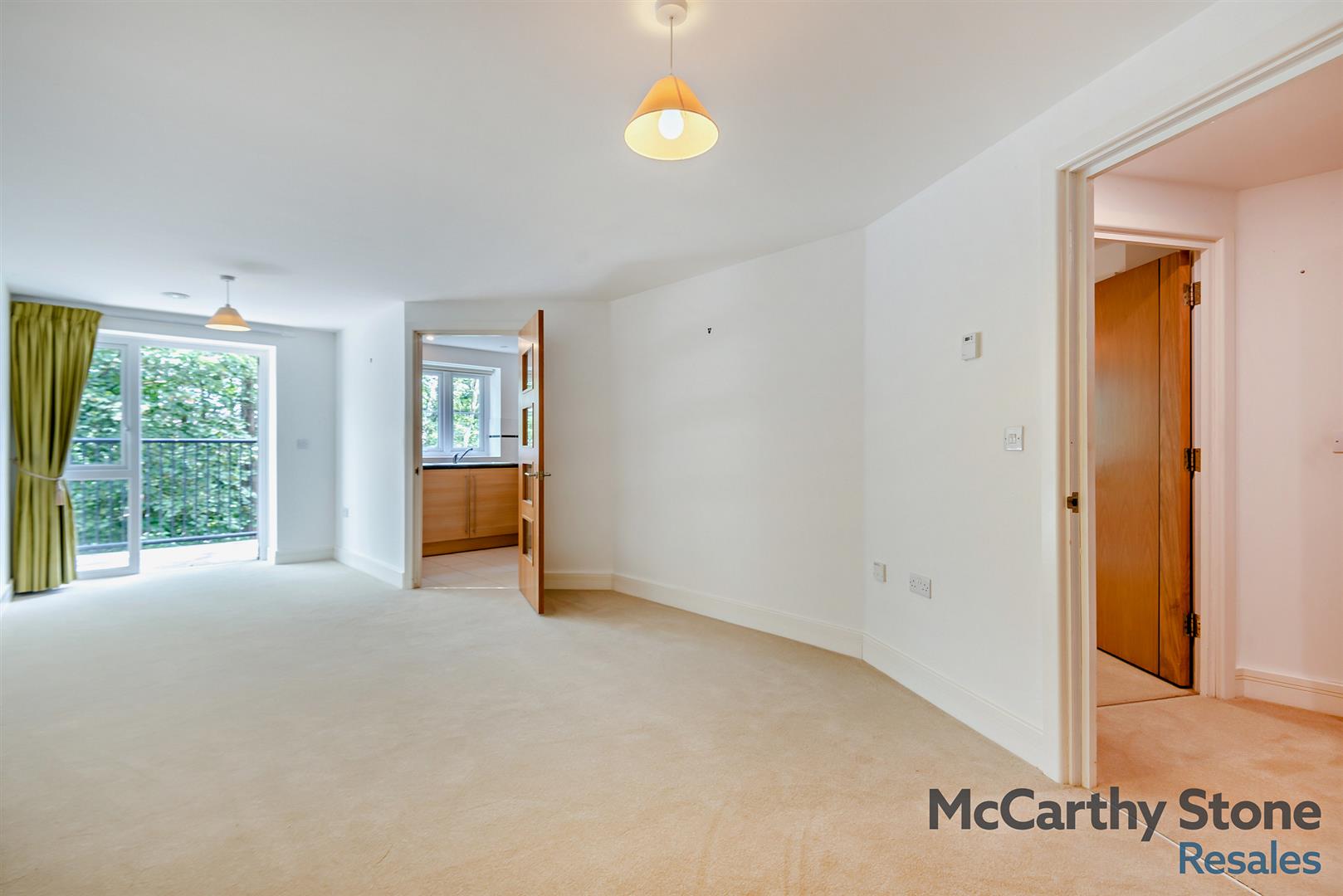 Foxmead Court, Meadowside, Storrington, Pulborough