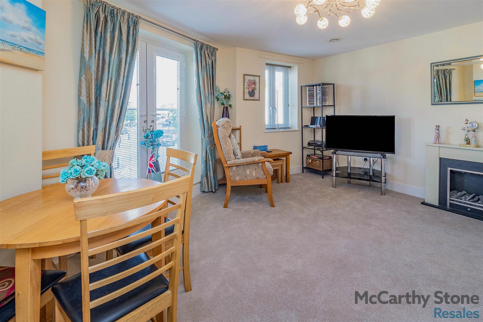 Leston Road, Leighton Buzzard, Bedfordshire, LU7 1FU