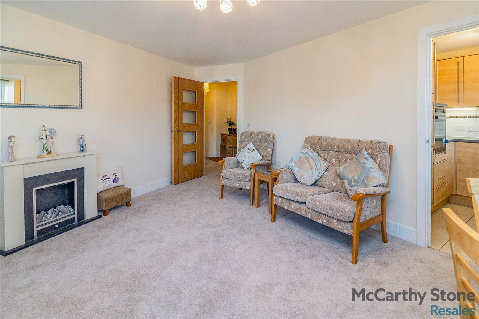 Leston Road, Leighton Buzzard, Bedfordshire, LU7 1FU