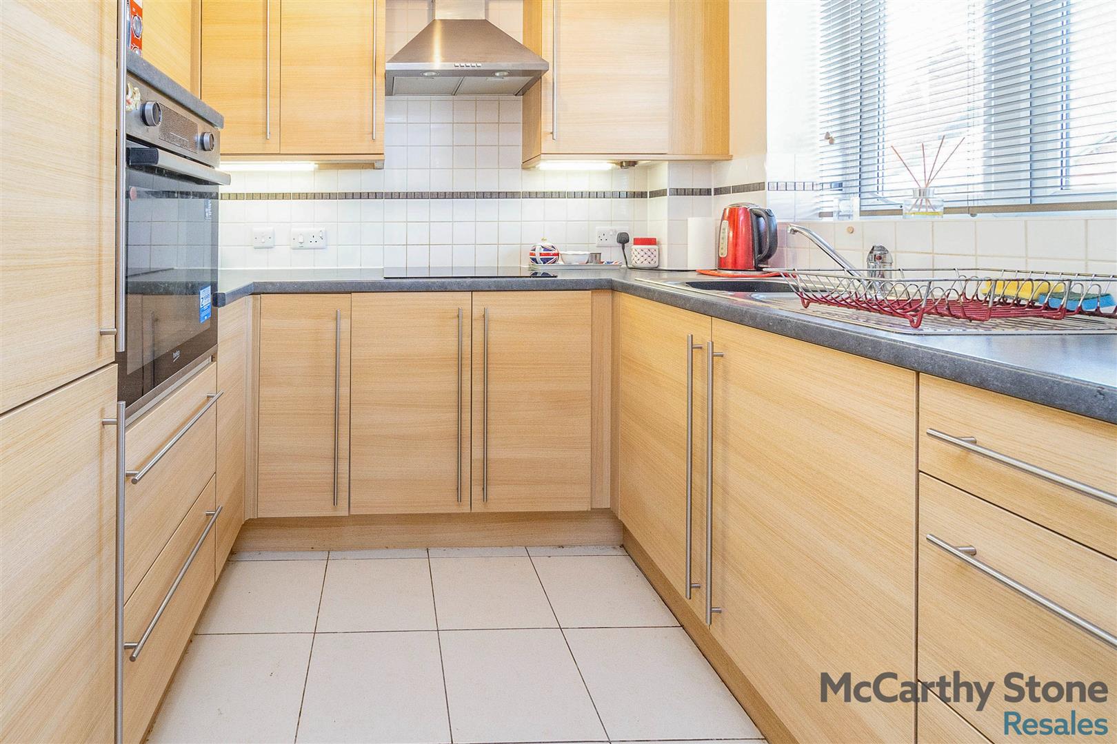 Leston Road, Leighton Buzzard, Bedfordshire, LU7 1FU