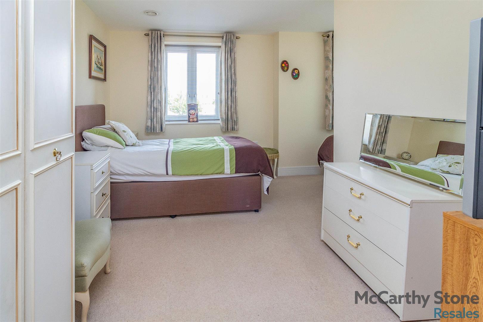 Leston Road, Leighton Buzzard, Bedfordshire, LU7 1FU