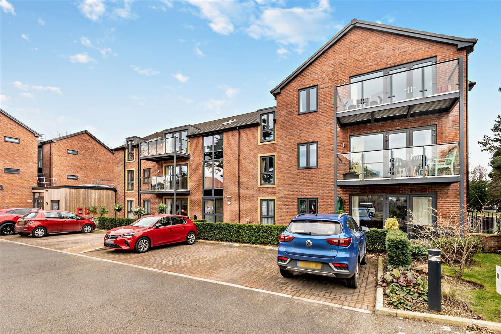 Stapleton Court, Waller Grove, Swanland, HU14 3RW