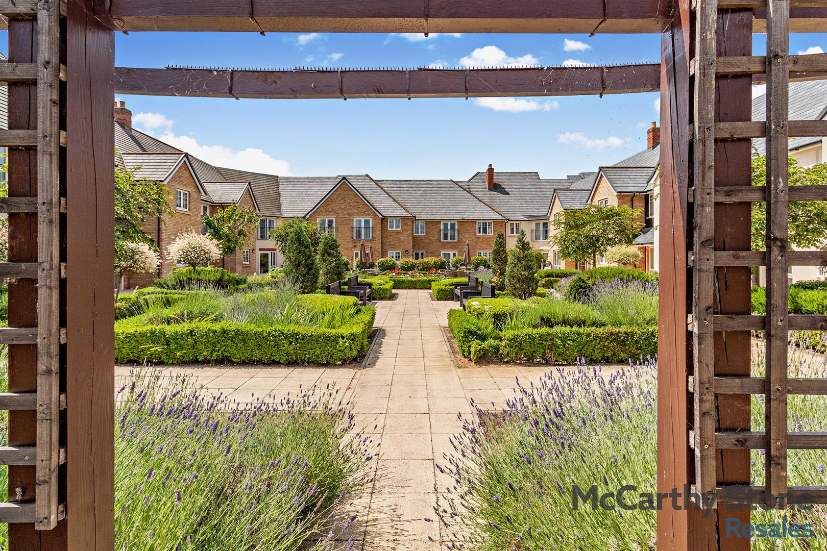 Roslyn Court, Lisle Lane, Ely