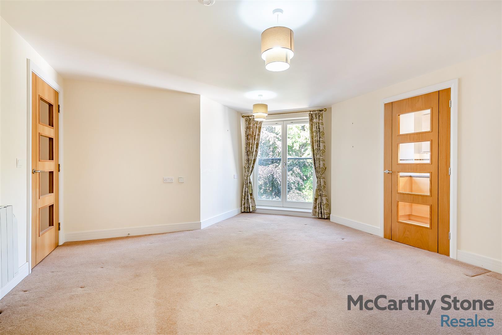 Southbank Road, Kenilworth