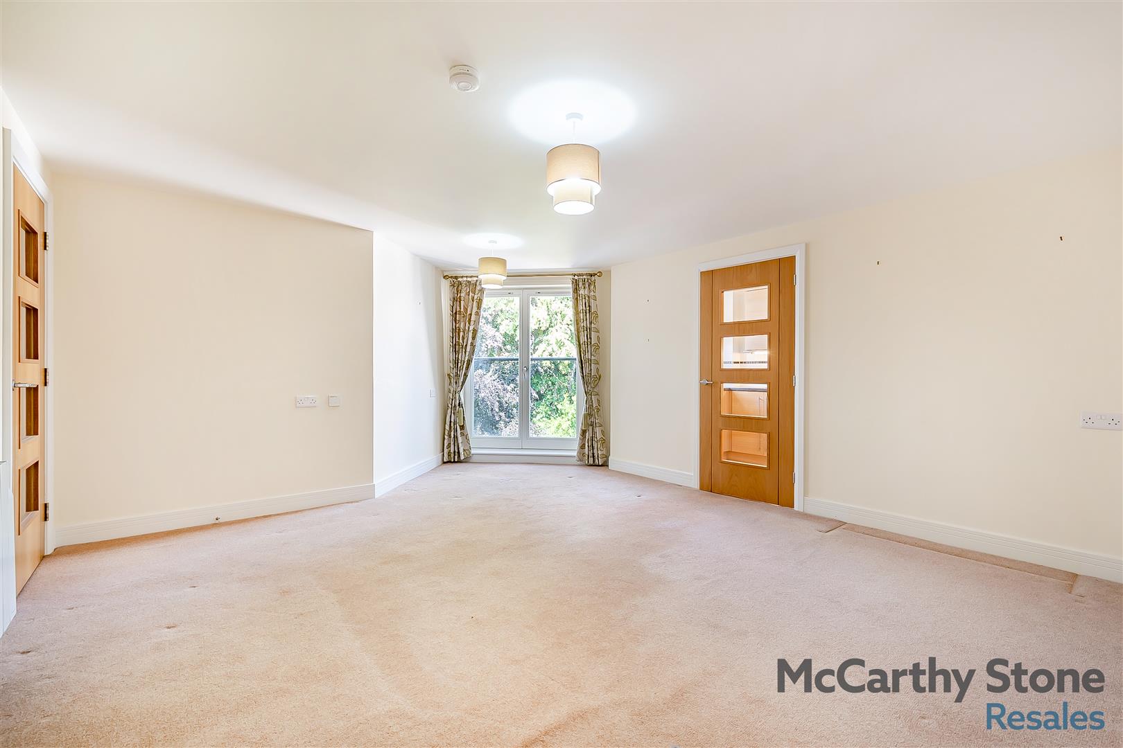Southbank Road, Kenilworth