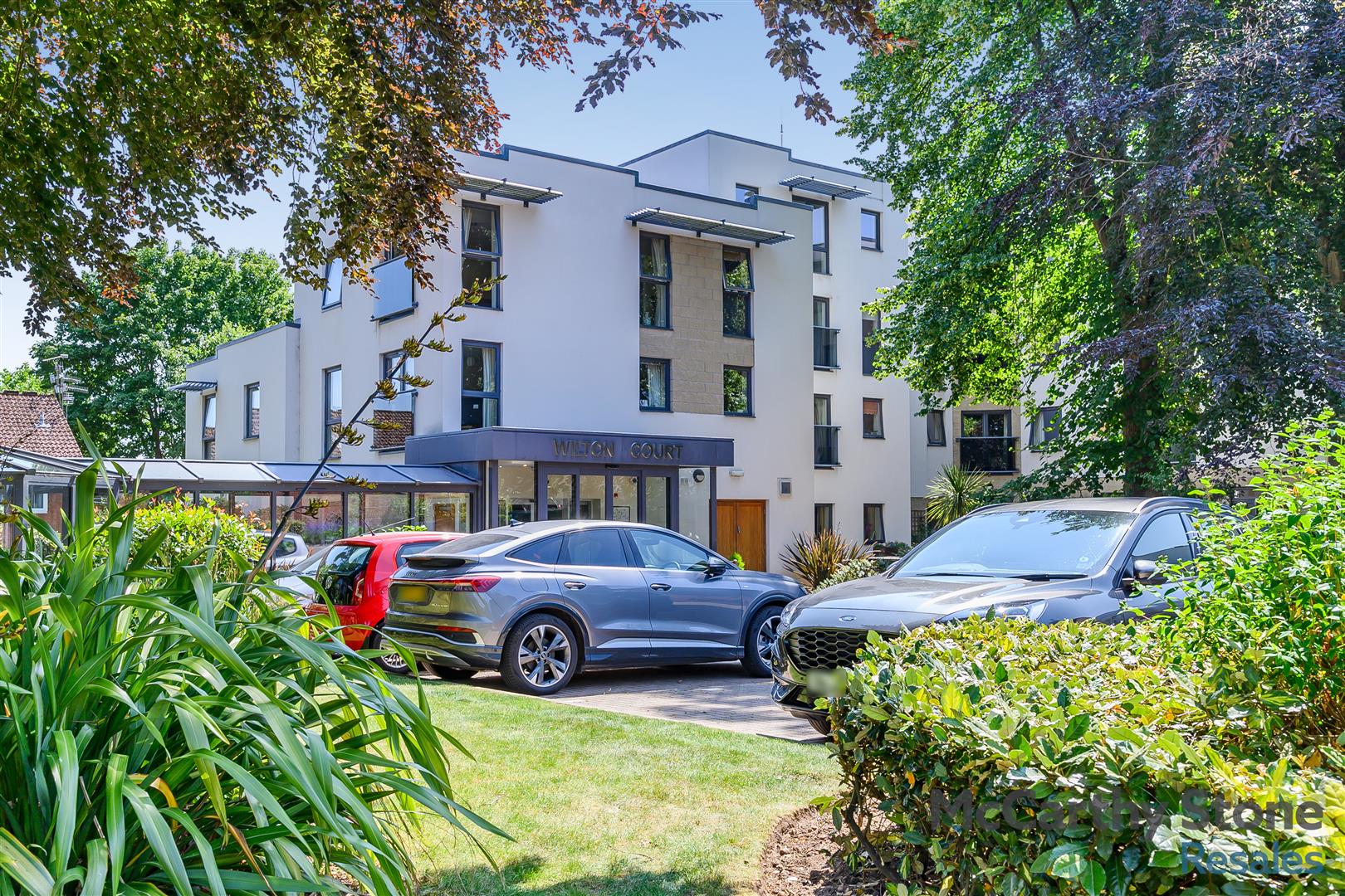 Southbank Road, Kenilworth