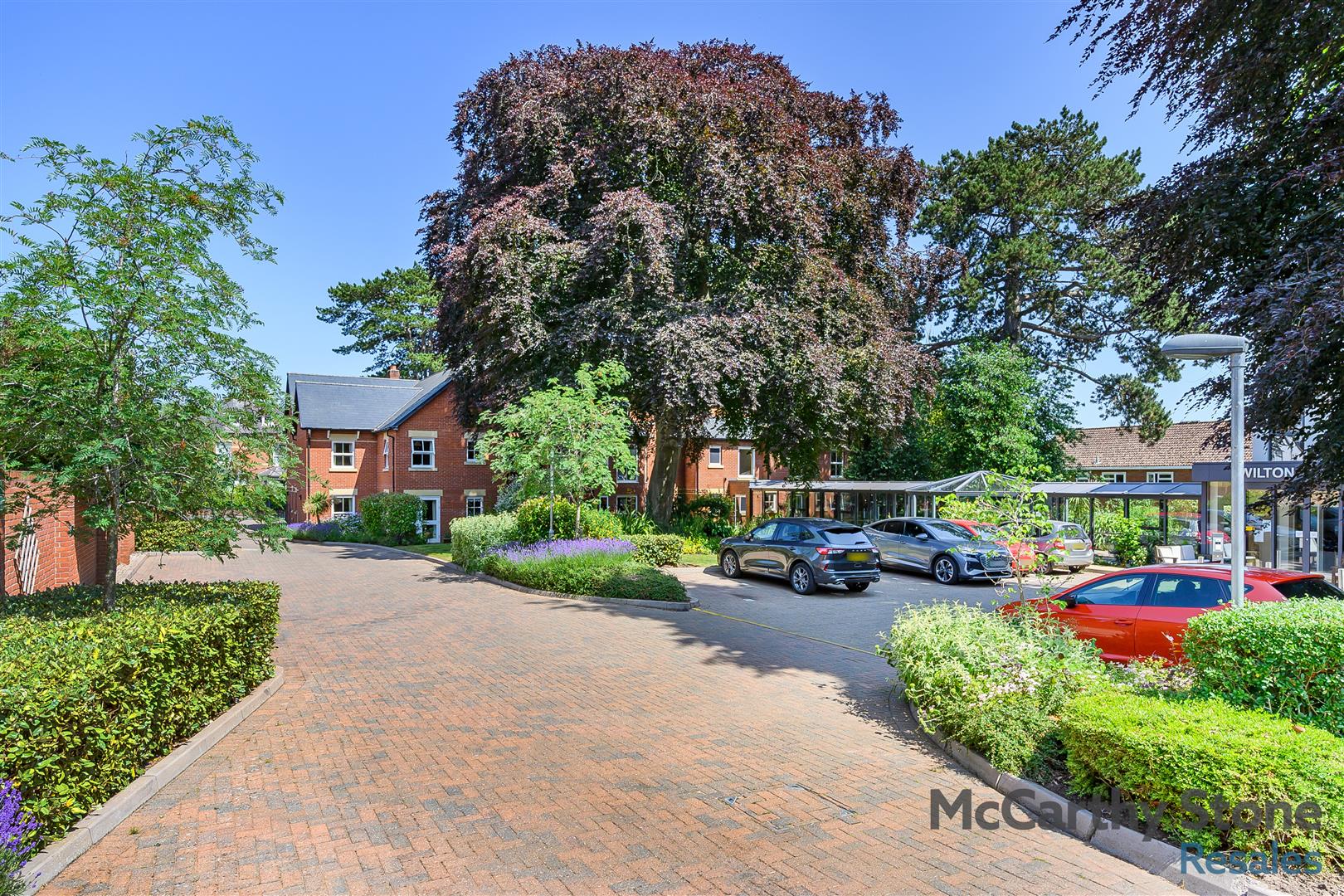 Southbank Road, Kenilworth