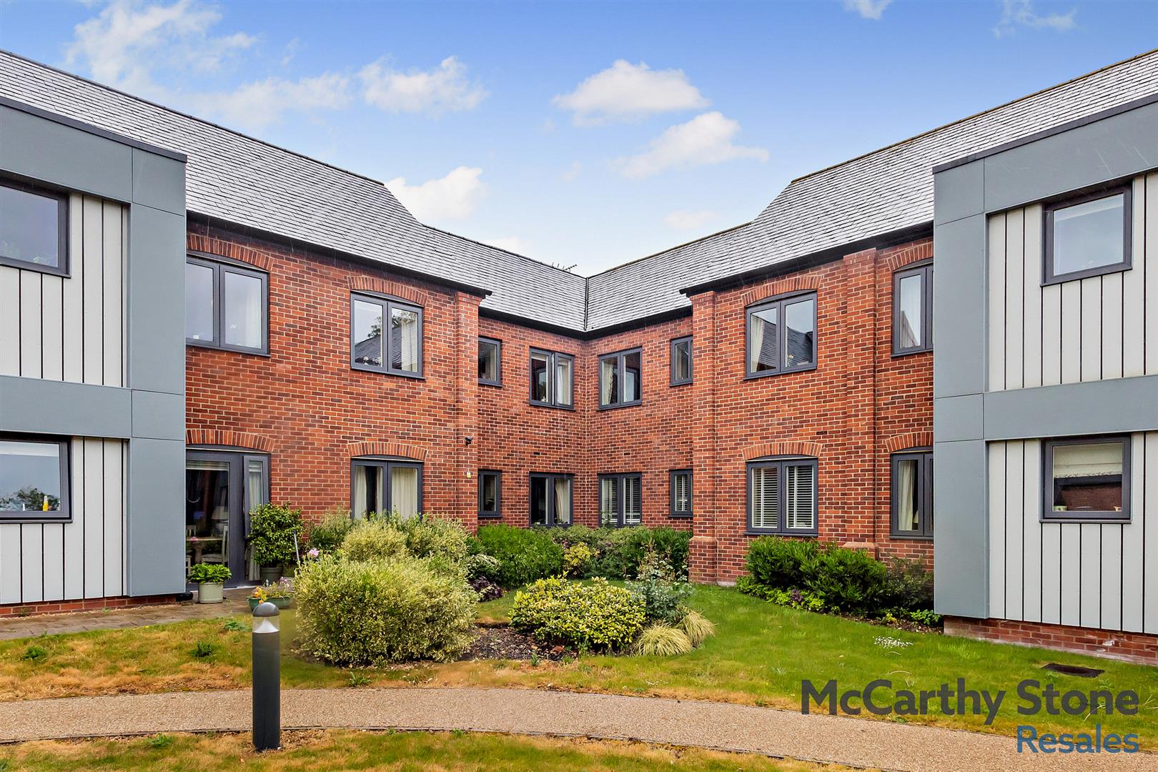 Tyefield Place, High Street, Hadleigh, IP7 5FE