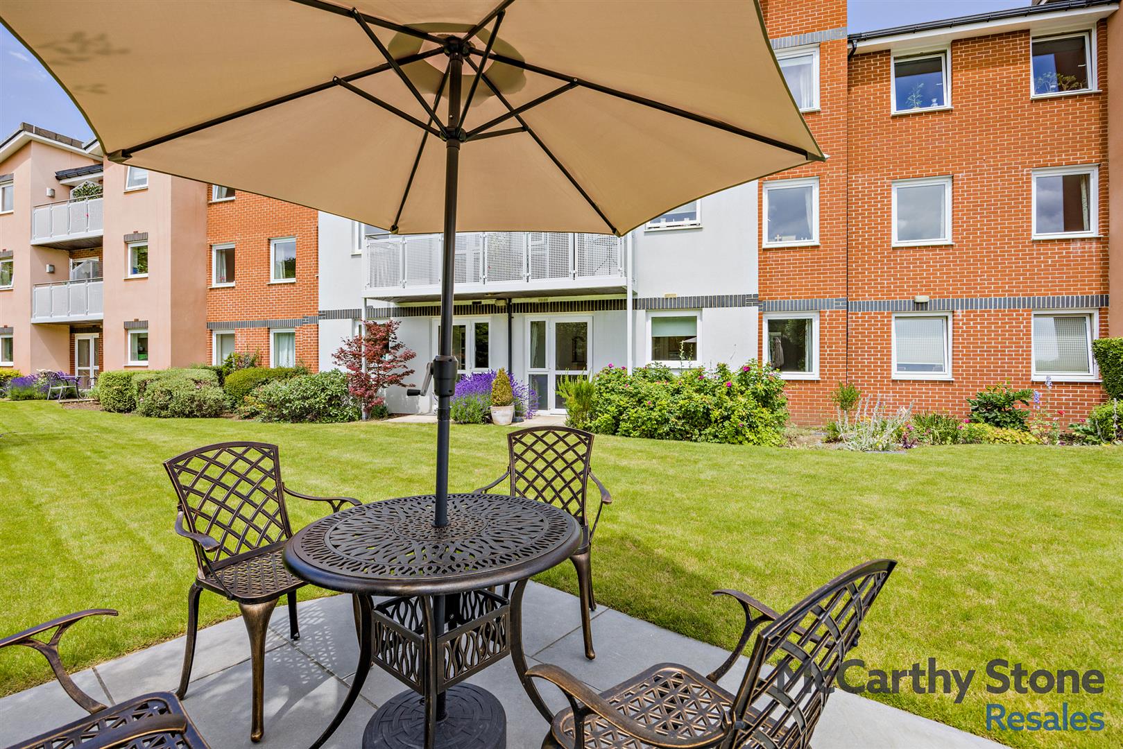 Benedict Court, Western Avenue, Newbury, Berkshire, RG14 1AR