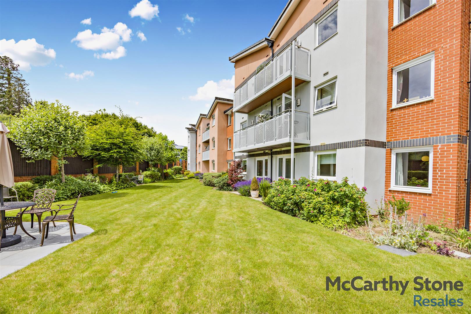 Benedict Court, Western Avenue, Newbury, Berkshire, RG14 1AR