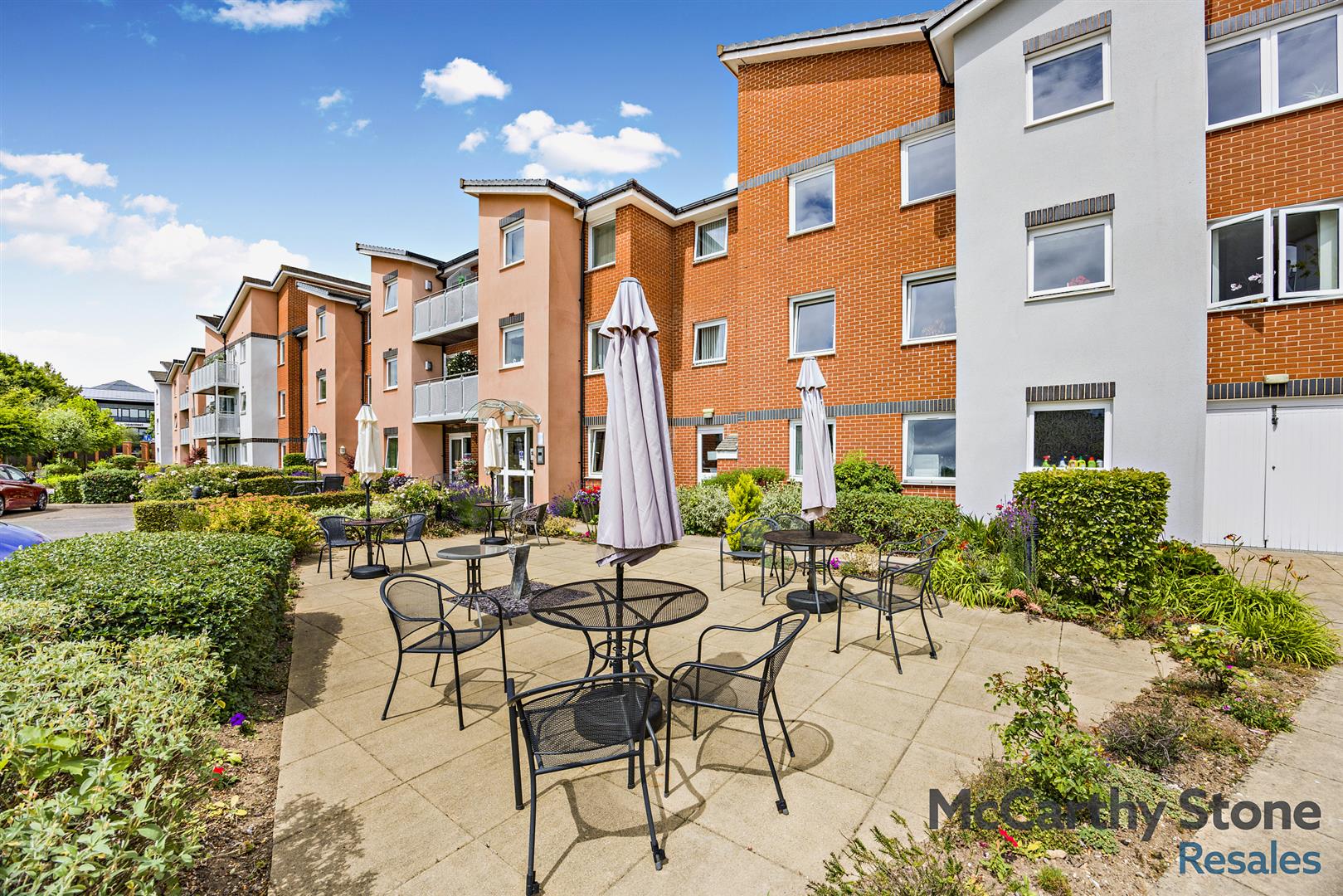 Benedict Court, Western Avenue, Newbury, Berkshire, RG14 1AR